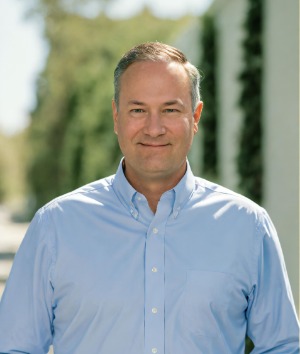 Robert L. Cormier, Jr. profile picture
